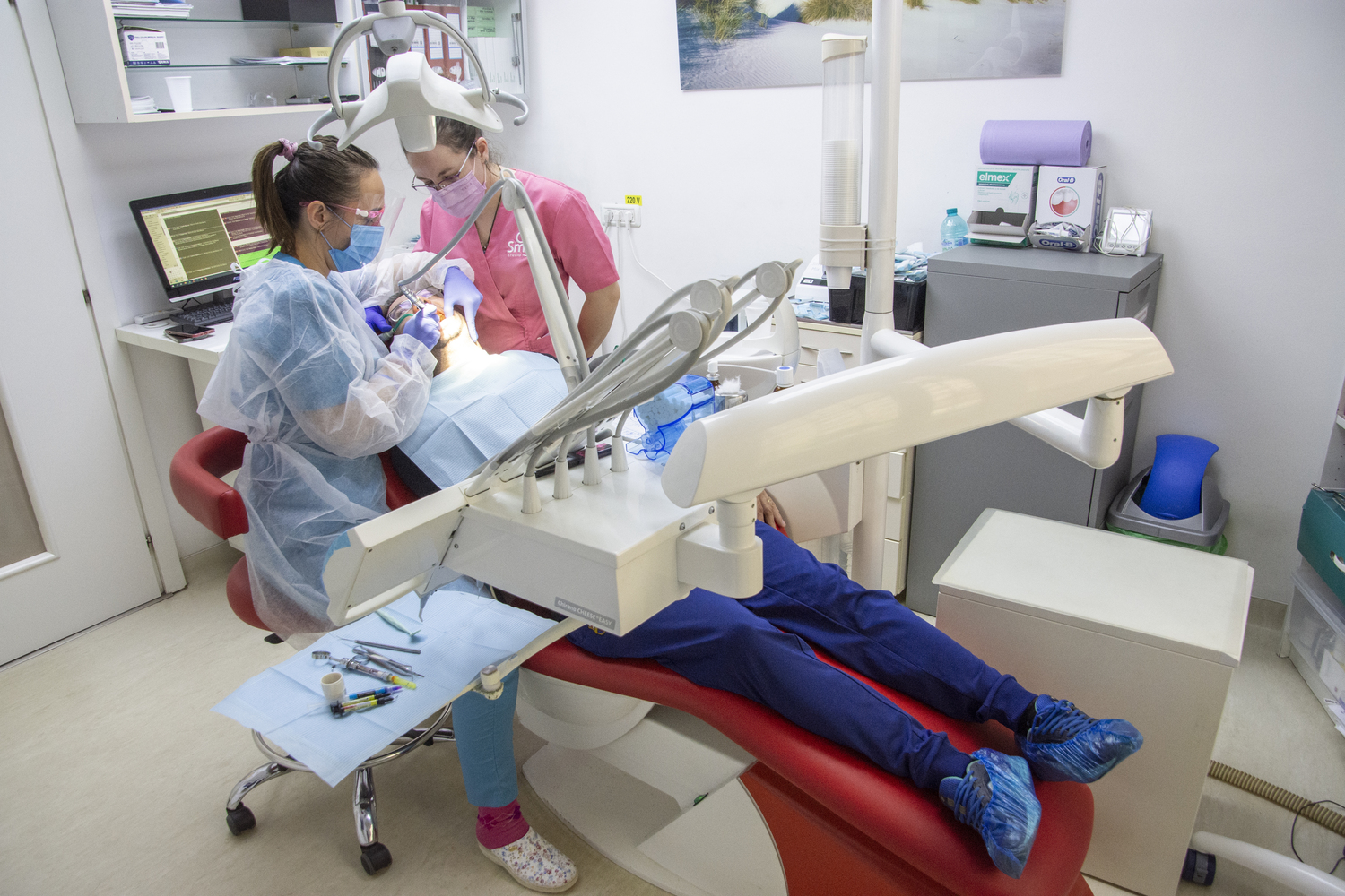 Tehnologia modernă în implantologia dentară: Ce aduce nou?